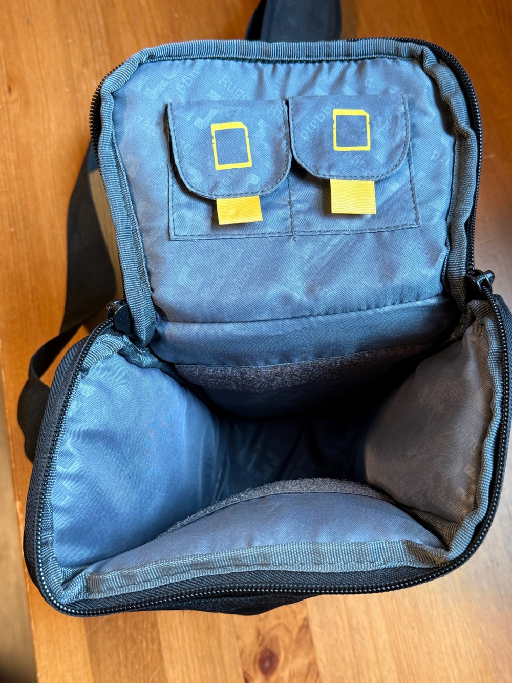RUGGARD Hunter Pro 45 DSLR Camera Holster Bag - Picture 3 of 3